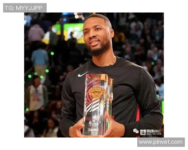 NBA全明星三分大赛：利拉德爆冷捧杯，布克遗憾，克尼佩尔可期